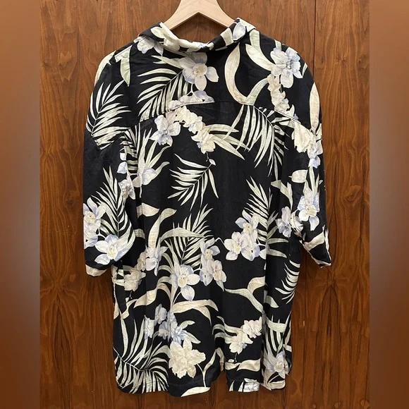 TOMMY BAHAMA Mens Hawaiian Shirt 100% Silk Short Sleeve Tropical Floral Size XXL - Picture 11 of 13